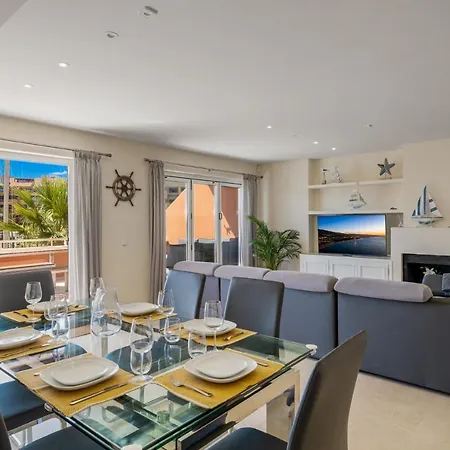 Luxury Penhouse, Marina - Located In An Exclusive Island Of The Marina アパート