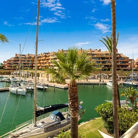 Luxury Penhouse, Marina - Located In An Exclusive Island Of The Marina *